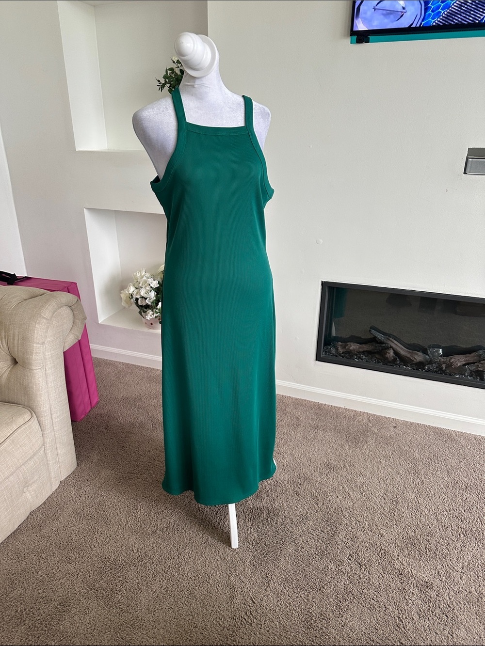 White House Black Market Emerald Green Midi Halter Dress